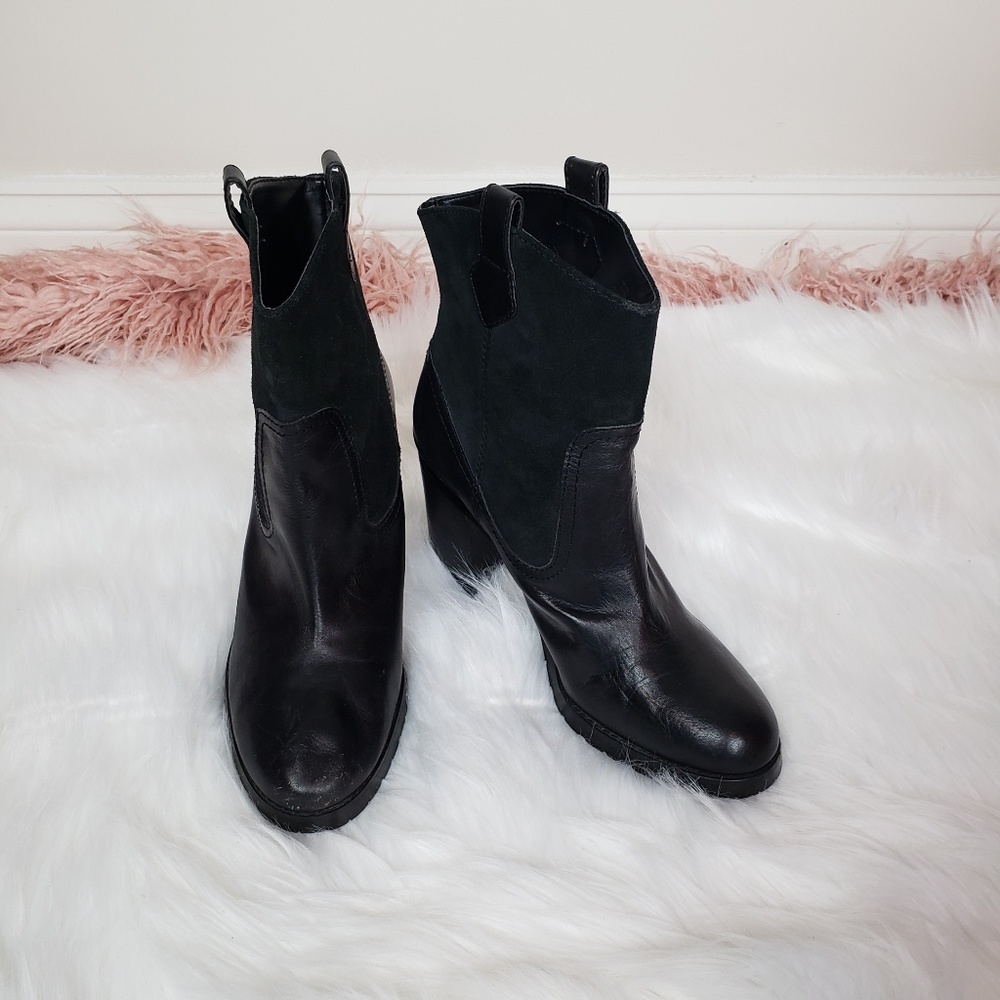 Lauren Ralph Lauren Devyn Western Pull Up Boots